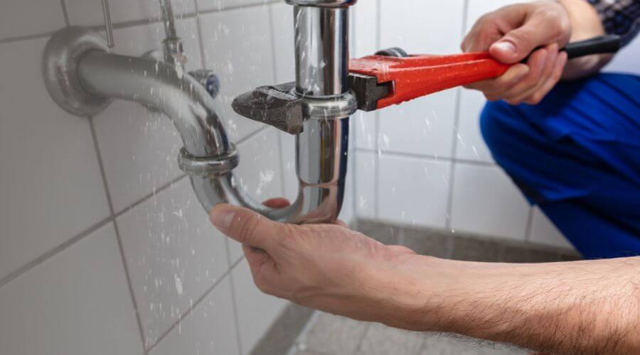 Electronic Leak Detection in Plaza, ND
